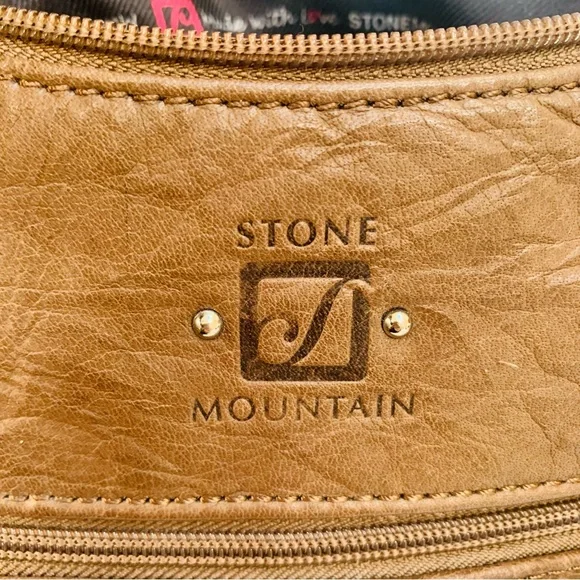 Stone Mountain Accessories Tan Shoulder Bag - Picture 6 of 7